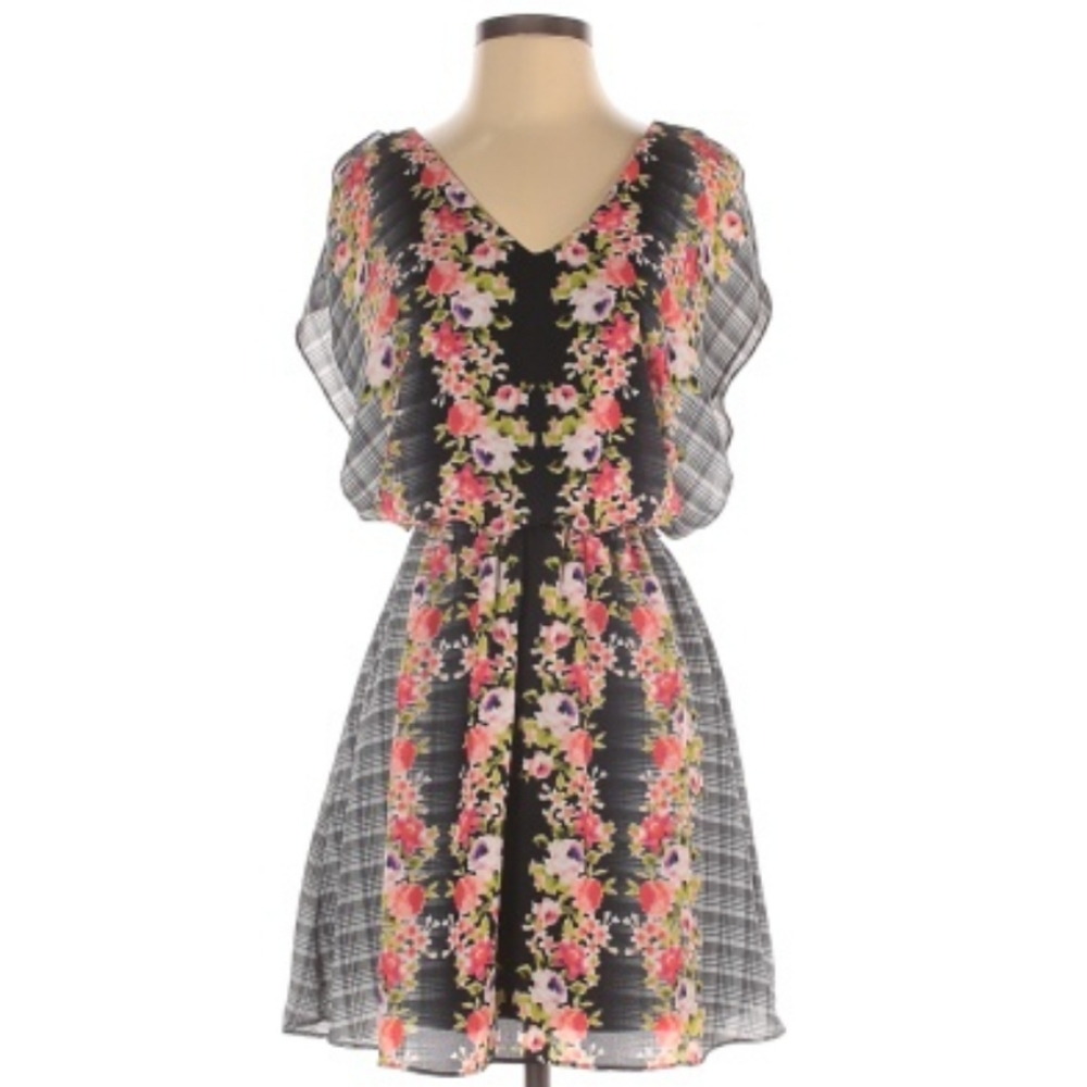 SOLD. Plaid and Floral Dress Candies - Picture 1 of 9